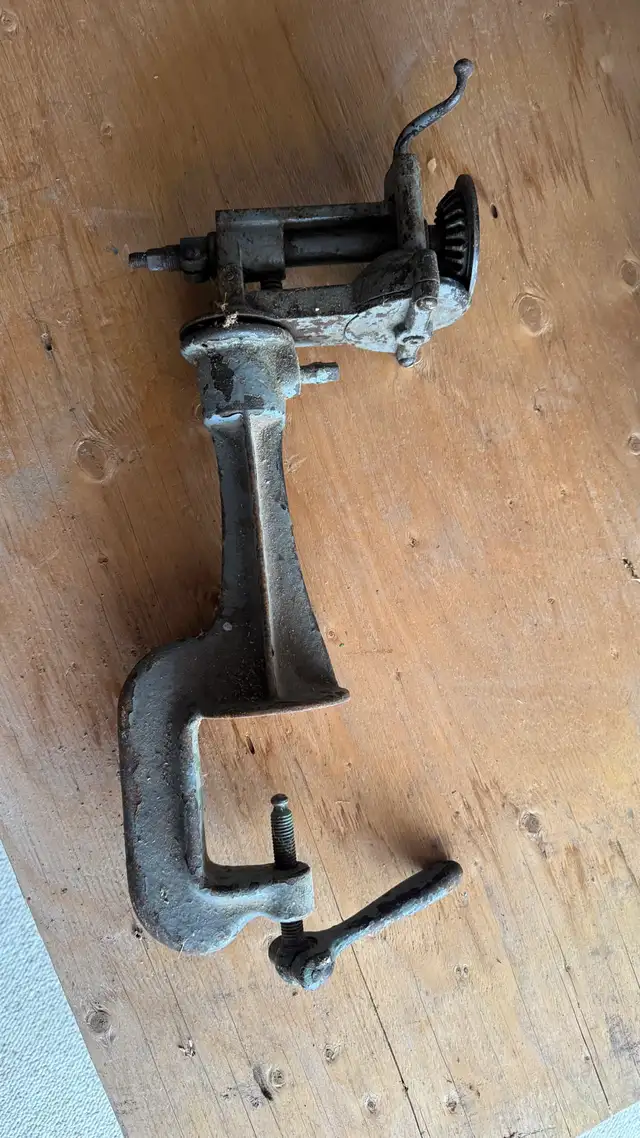 Sheet Metal Hand Tools - Photo 3