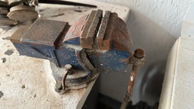 Sheet Metal Hand Tools - Photo 7