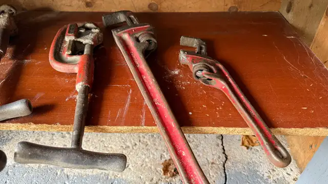Sheet Metal Hand Tools - Photo 8