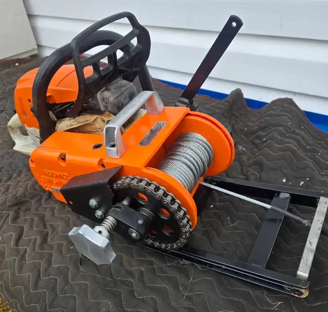 Lewis Chainsaw Winch 400-MK2