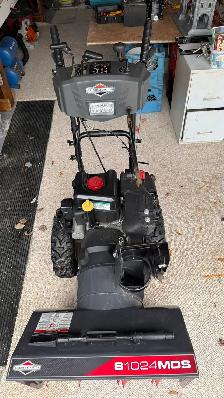 Snowblower - like new
