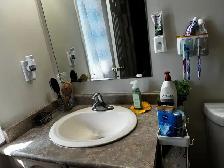 Master bedroom with attached washroom - Photo 5