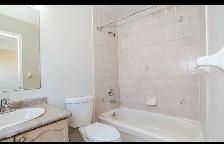 Master bedroom with attached washroom - Photo 9