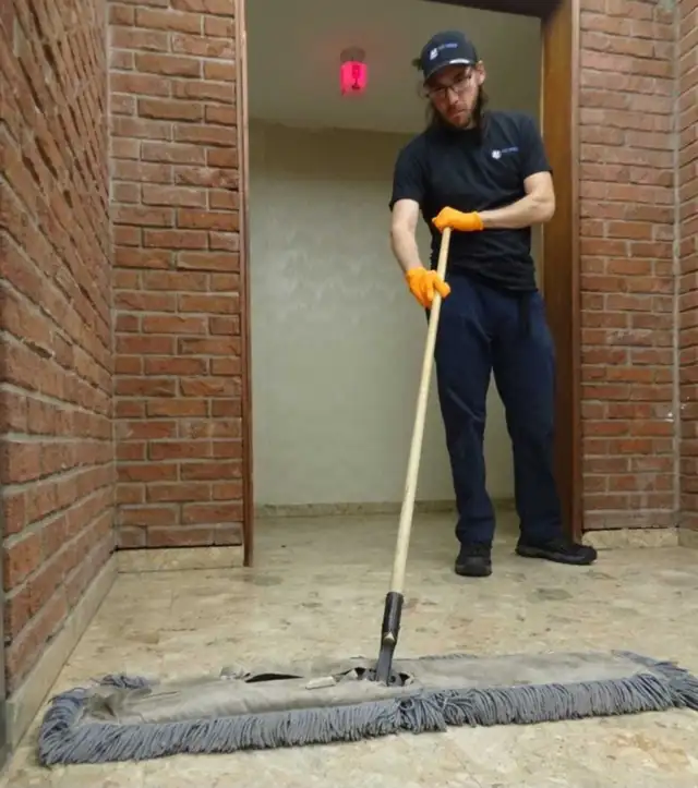 ENTRETIEN MÉNAGER PROFESSIONNEL – SOLUTIONS COMMERCIALES & RÉSID - Photo 4