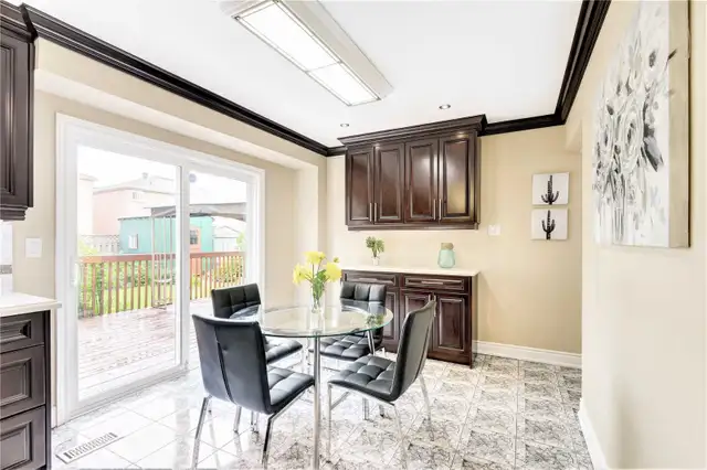 room for rent - Photo 4