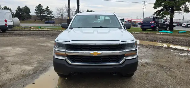 2018 Chevrolet Silverado 1500 Work Truck 4x4 - 4 Doors - V8 5.3L - Photo 2
