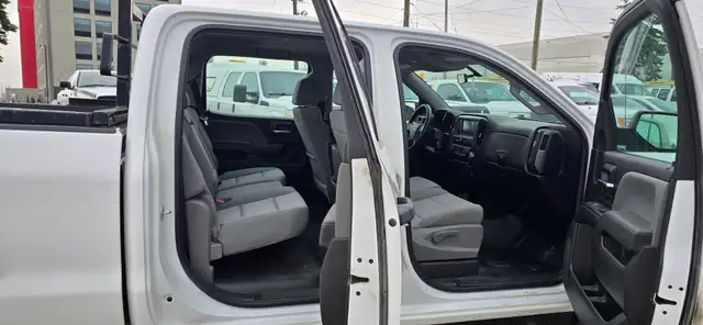 2018 Chevrolet Silverado 1500 Work Truck 4x4 - 4 Doors - V8 5.3L - Photo 8