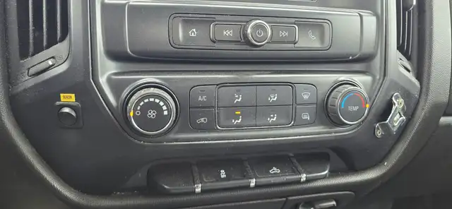 2018 Chevrolet Silverado 1500 Work Truck 4x4 - 4 Doors - V8 5.3L - Photo 13