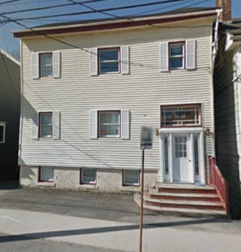 40 Cliff St #4 - Updated 3BR, Central Location, W/D in unit