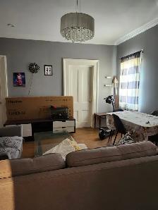 40 Cliff St #4 - Updated 3BR, Central Location, W/D in unit - Photo 2