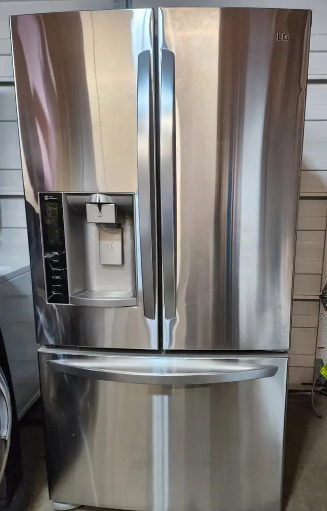 LG French Door Fridge - Excellent condition - Stainless Steel -
