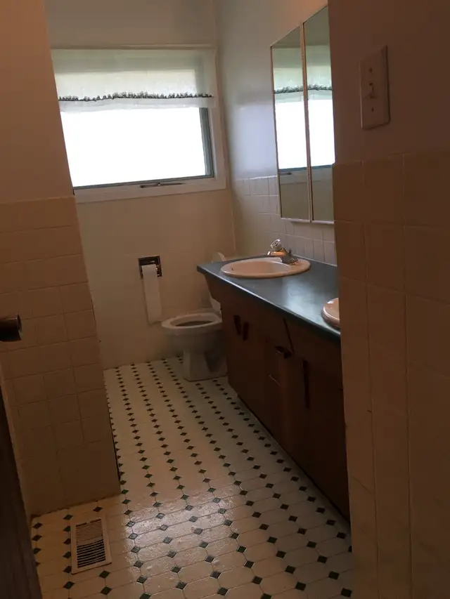 20 cardill house rental near UW & WLU, 10 mins walking - Photo 20