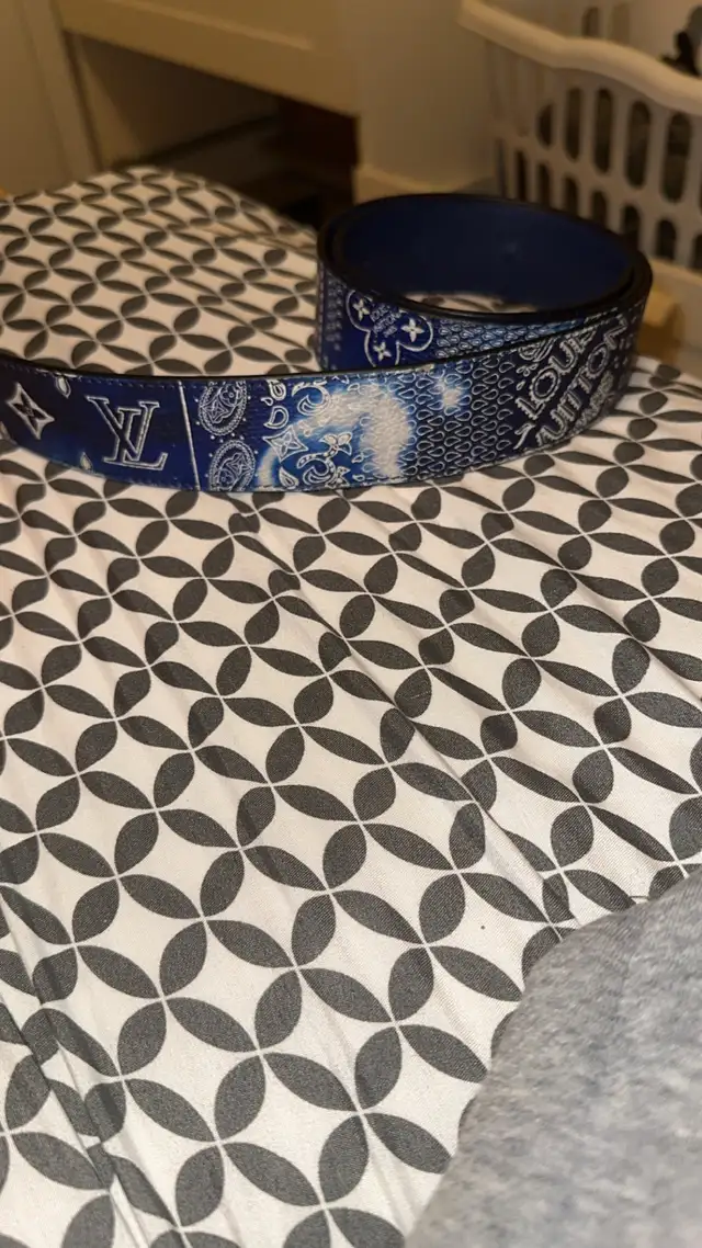 Louis Vuitton belt (Blue Bandana style) reversible - Photo 4