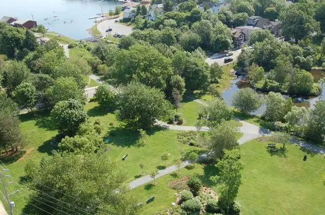 SULLIVAN'S POND ONE BEDROOM AVAIL MAY 8th $1695 - Photo 8