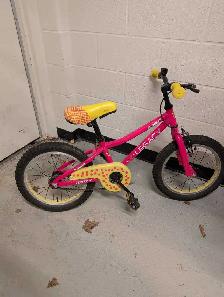 girls bike. age 3-6