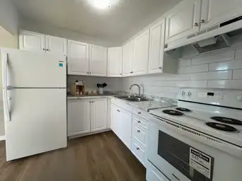 2 Bedroom Apartment Kitchener Newport Towers - All Inclusive - Photo 8