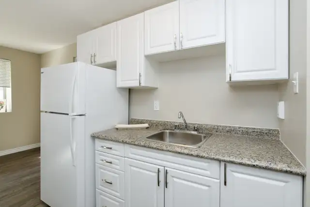 2 Bedroom in Cambridge - Utilities Included - Photo 8