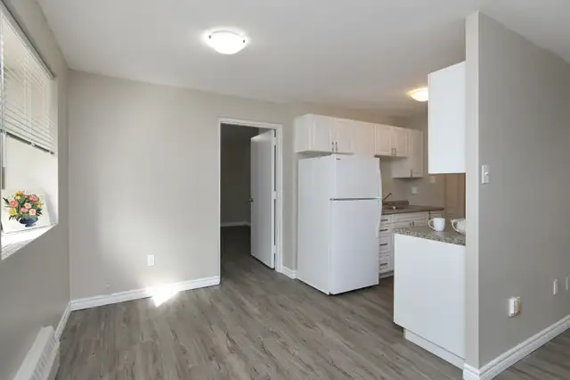 2 Bedroom in Cambridge - Utilities Included - Photo 9
