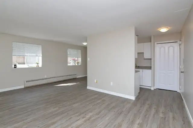 2 Bedroom in Cambridge - Utilities Included - Photo 10