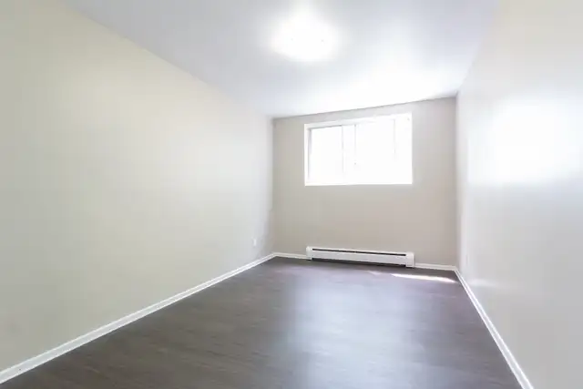 ALL INCLUSIVE - The Tuscan 1 BR Apartment Available - Photo 9