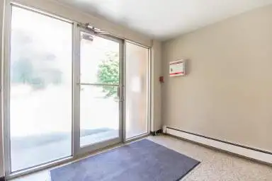 ALL INCLUSIVE - The Tuscan Apt 2BR Apt-Modern Upgrades - Balcony - Photo 4