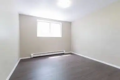 ALL INCLUSIVE - The Tuscan Apt 2BR Apt-Modern Upgrades - Balcony - Photo 9