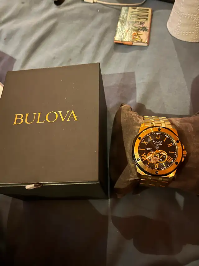 Bulova watch - Photo 2