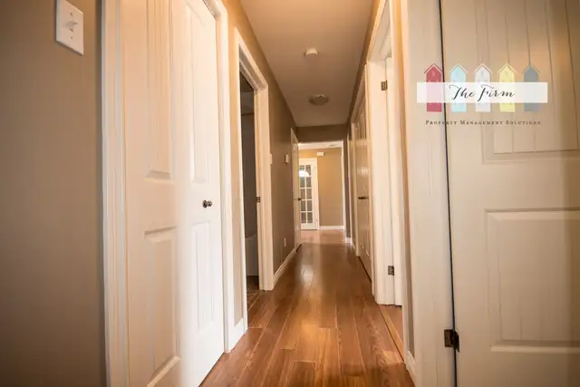 Large Three Bedroom Ground Level Apartment - Kenmount Terrace - Photo 6