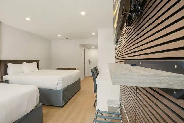 Furnished Bachelor, with a POOL View and Fitness Center Access! - Photo 12