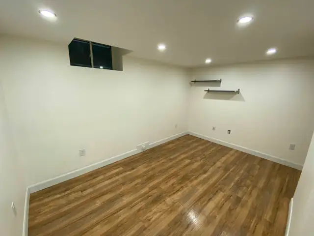 Modern & Fully Renovated Basement Apartment - Weston Rd and Roge - Photo 4