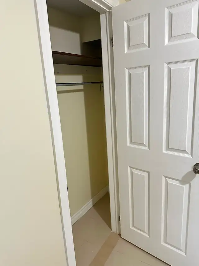 One basement room for rent - Jane & Wilson - Photo 5