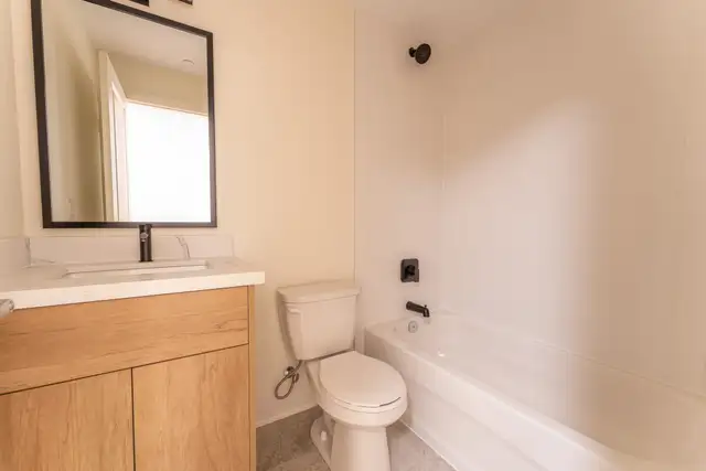 Unit 302 - 11 Robert St - 1 Bedroom 1 Bathroom - Photo 12