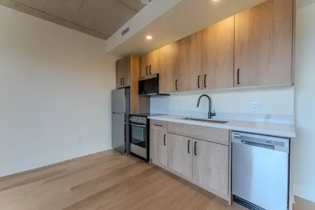 Unit 205 - 11 Robert St - 1 Bedroom 1 Bathroom - Photo 3