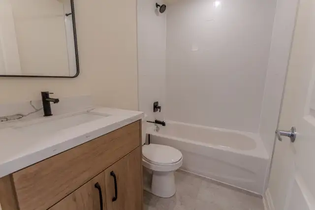 Unit 205 - 11 Robert St - 1 Bedroom 1 Bathroom - Photo 4