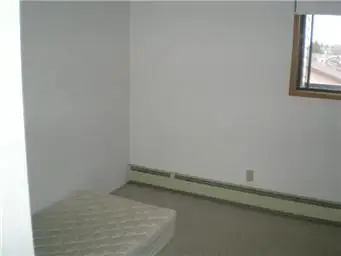 Great Lakeview Location - 2 Bedrooom - Photo 7