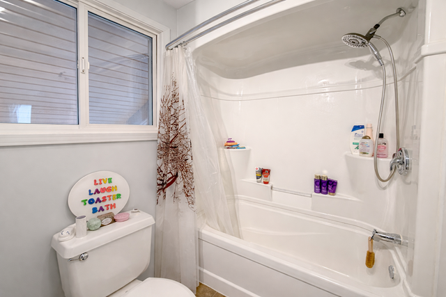 Ormsby Place 3 Bed 1.5 Bath Townhome For Rent - Photo 13