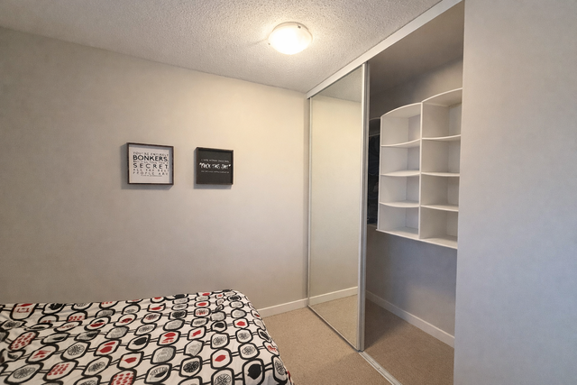 Ormsby Place 3 Bed 1.5 Bath Townhome For Rent - Photo 14