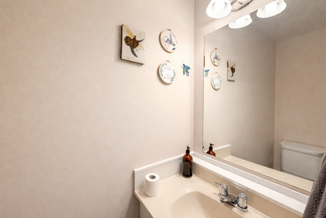 Ormsby Place 3 Bed 1.5 Bath Townhome For Rent - Photo 16