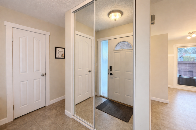 Ormsby Place 3 Bed 1.5 Bath Townhome For Rent - Photo 19