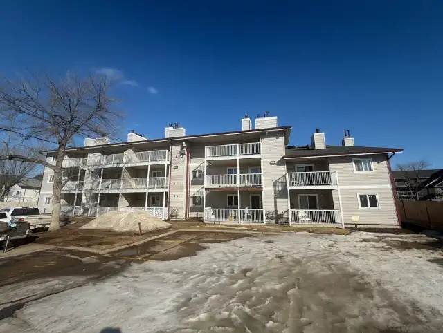 West Edmonton 2 Bed 1 Bath Apartment For Rent