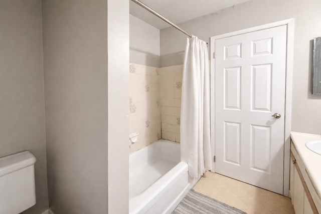 West Edmonton 2 Bed 1 Bath Apartment For Rent - Photo 12