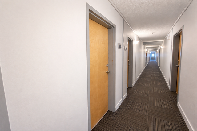 West Edmonton 2 Bed 1 Bath Apartment For Rent - Photo 19