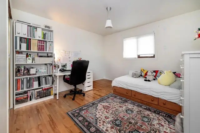 Bungalow à Vimont, Secteur recherché, 2 cuisines, 599 000$ ! - Photo 8