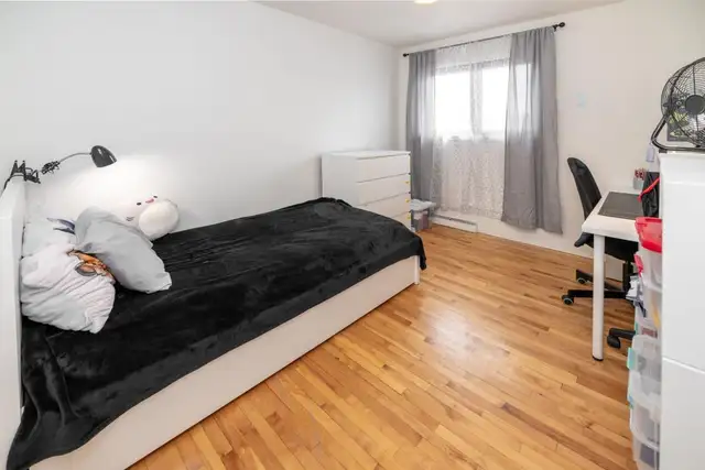 Bungalow à Vimont, Secteur recherché, 2 cuisines, 599 000$ ! - Photo 9
