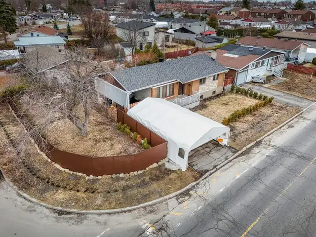 Bungalow à Vimont, Secteur recherché, 2 cuisines, 599 000$ ! - Photo 10