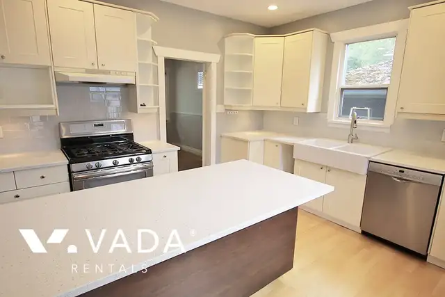 Riley Park 5 BR House Rental 76 East 42nd Ave Vancouver: VADA - Photo 10