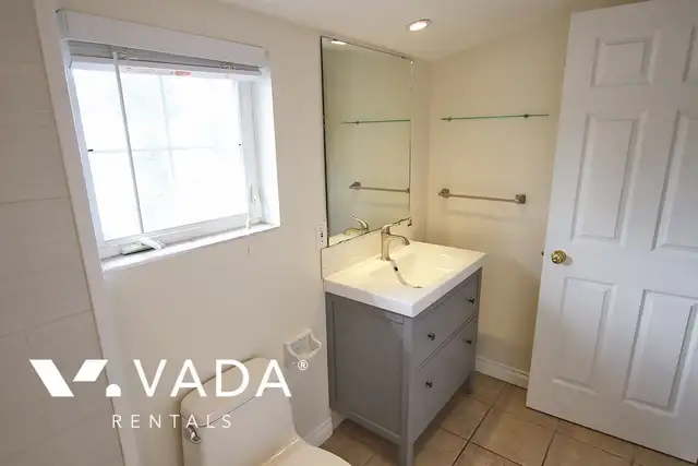 Riley Park 5 BR House Rental 76 East 42nd Ave Vancouver: VADA - Photo 17