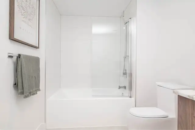 LE LOYAL - La Perle Rare au Seuil de Westmount - Photo 2