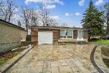 Suite Rentals 16 Flavian Crescent, North York, ON M2H 1V9