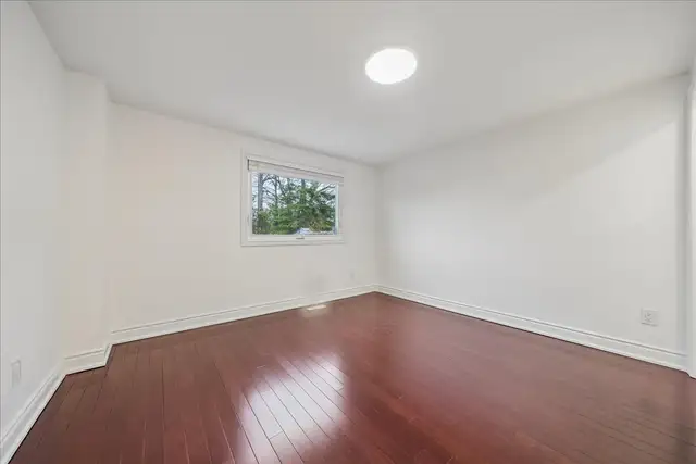 Suite Rentals 16 Flavian Crescent, North York, ON M2H 1V9 - Photo 9